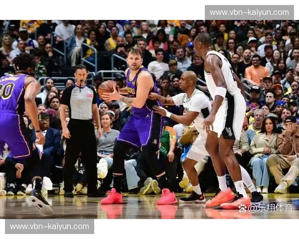 红色风暴撞击北境寒流：火箭与森林狼的巅峰博弈，谁才是西部未来的真主？